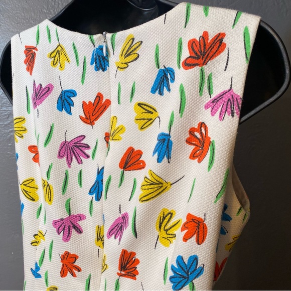 Mevisto flower shift dress - Picture 9 of 16